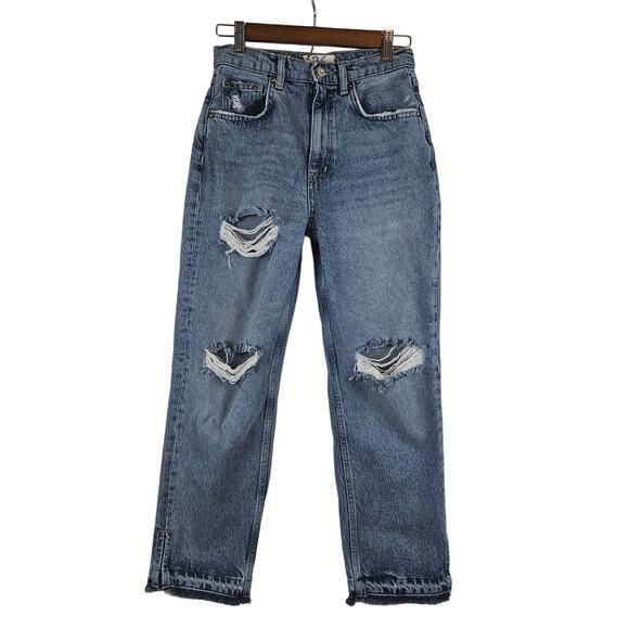 We The Free Lita Light Wash Distressed Denim, size 26 - Picture 1 of 4
